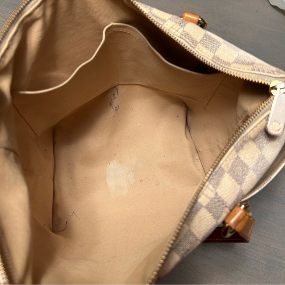 Louis Vuitton bag⭐️ - Picture 15 of 15